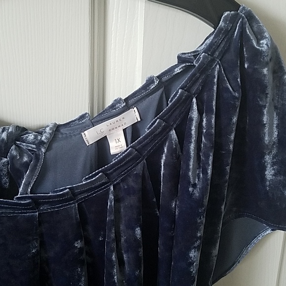 LC Top - Picture 2 of 5